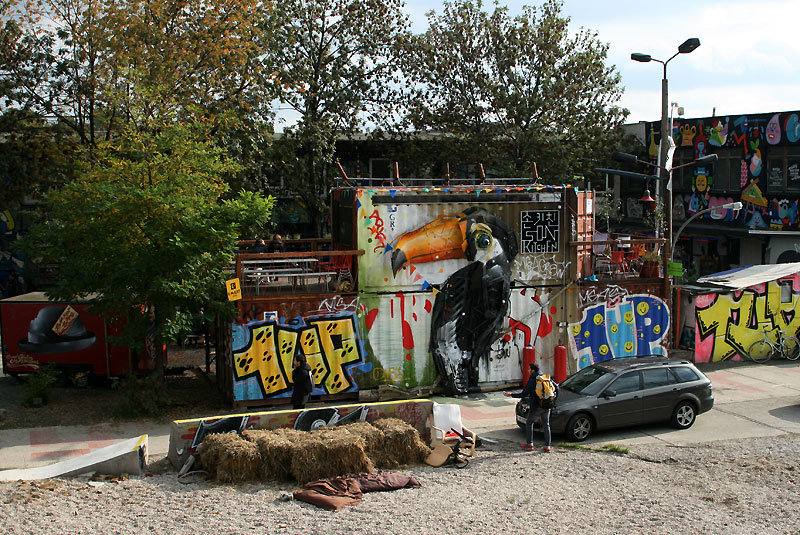 Berlin, graffiti przy Revaler Strasse, fot. Paweł Wroński