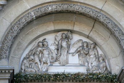 Relief w portalu kościoła św. Piotra w miejscowości Đakovo, fot. Paweł Wroński