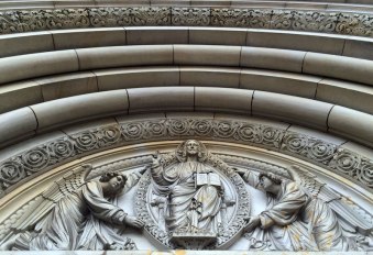 Tympanon katedralnego portalu, fot. Paweł Wronski